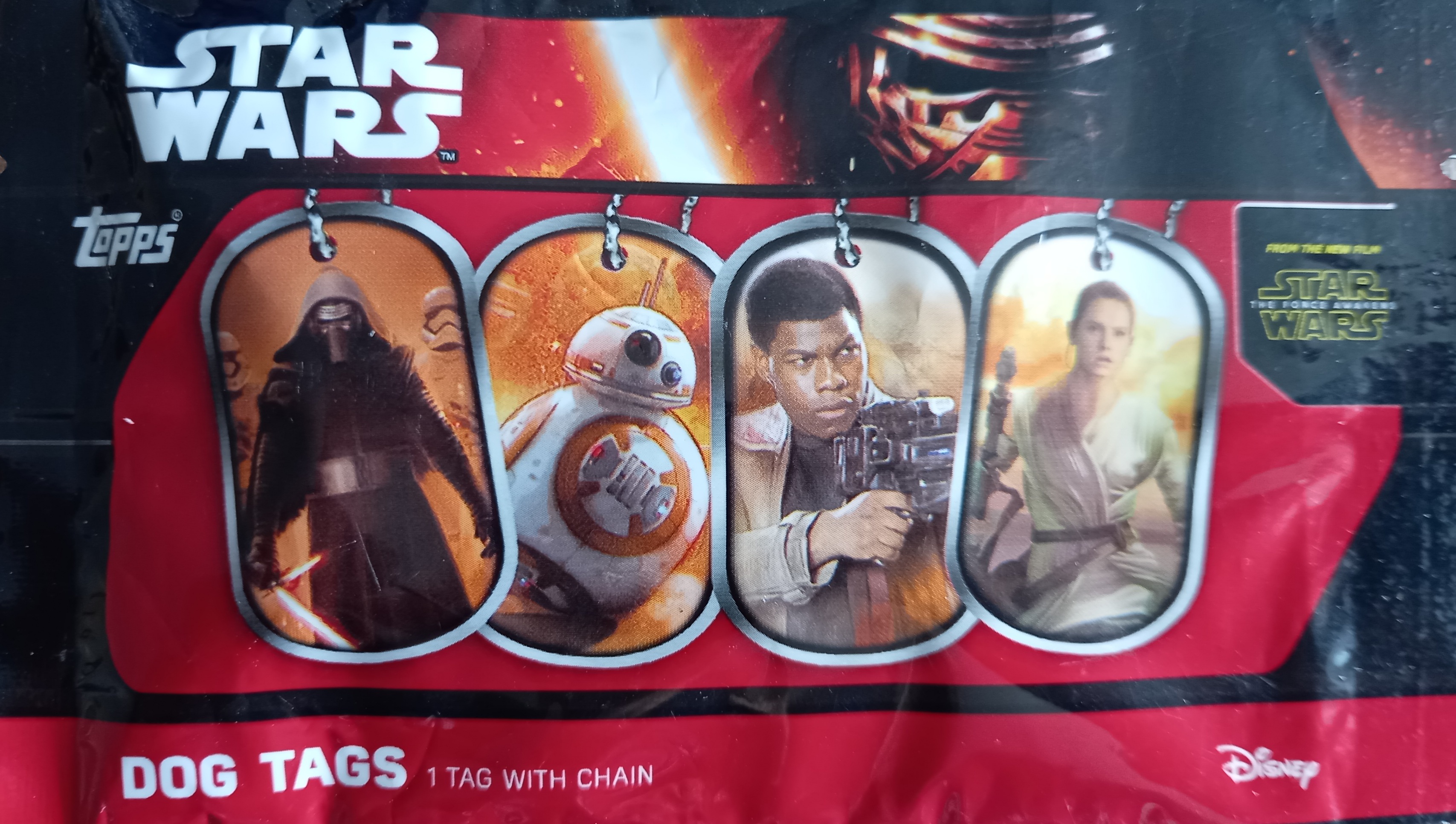 2015 Topps Star Wars The Force Awakens Dog Tags balíček