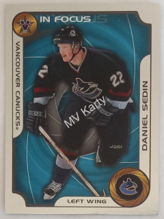 2000-01 Pacific Vanguard - In Focus #19 Daniel Sedin