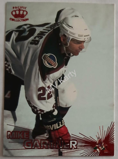 1997-98 Pacific Crown Collection - [Base] - Red #22 Mike Gartner