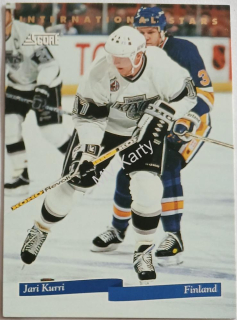 1993-94 Score - International Stars #7 Jari Kurri
